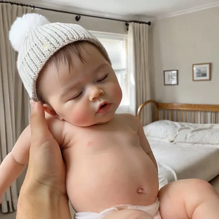 12"/16" Drink and Wet Reborn Silicone Baby Girl in Newborn Age with Real Skin Touch, photograph 3