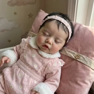 17" Reborn Baby Girl with Closed Eyes and Tiny Nose, Newborn Dolls as a Gift