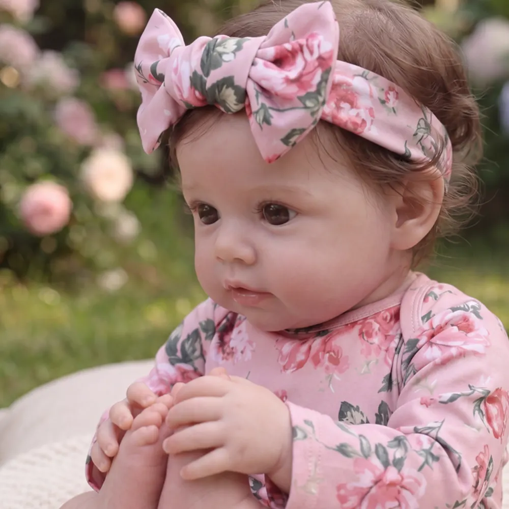 20" Lifelike Reborn Baby Girl Soft Vinyl Body, Realistic Facial Expression – Lia, photograph 2