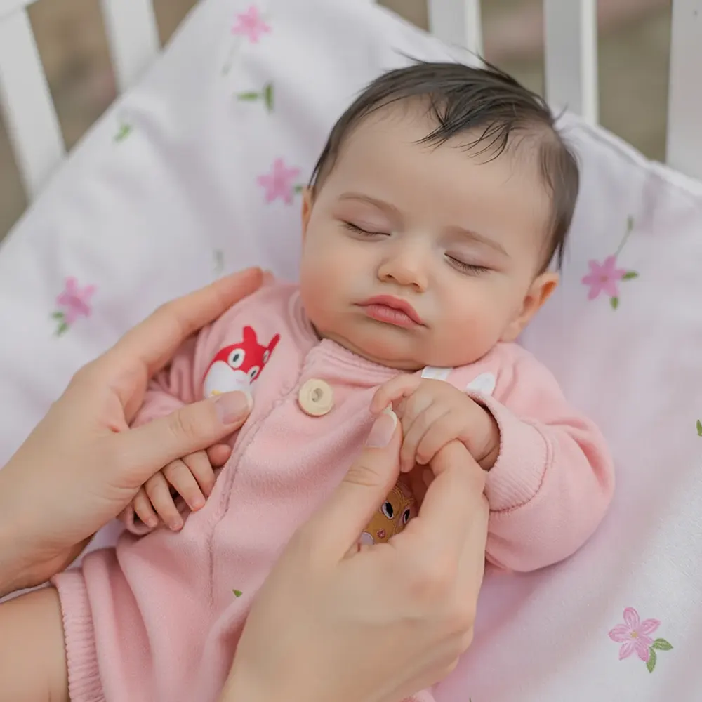 Breathing Reborn Baby Dolls with Cuddly Vinyl Body, photograph 6