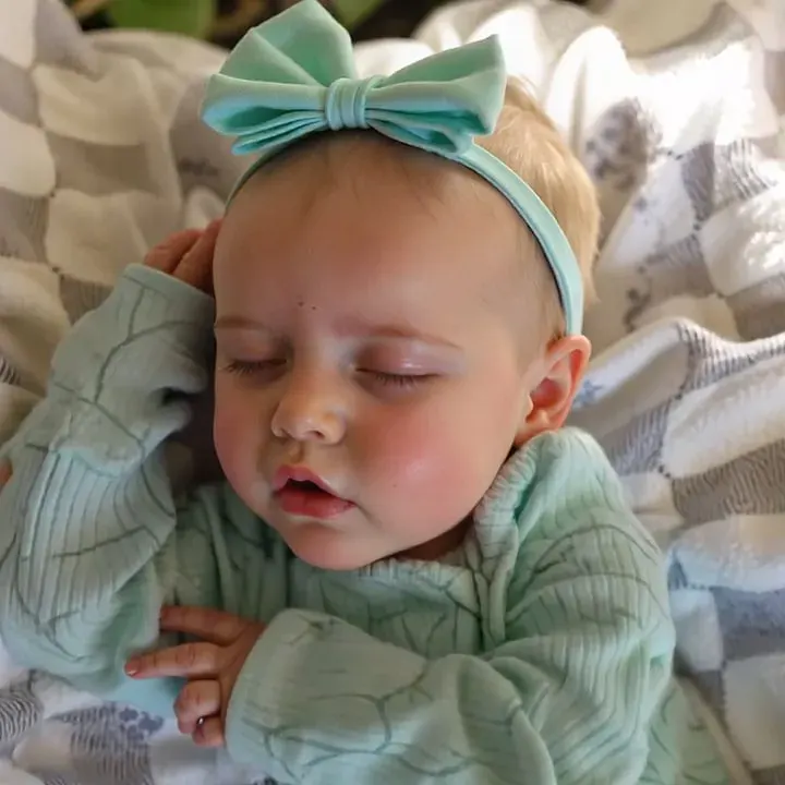 Drink and Wet System 12" & 16" Full Silicone Reborn Baby Doll with Closed Eyes, photograph 4