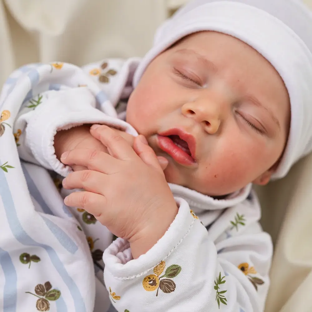 17" Lifelike Sleeping Weighted Silicone Vinyl Newborn Baby Girl Doll Named Nisina, photograph 3