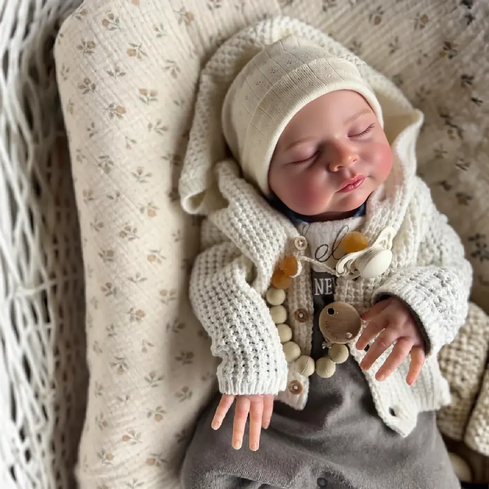 20" Reborn Doll with Soft and Weighted Cloth Body Could Sit, photograph 2