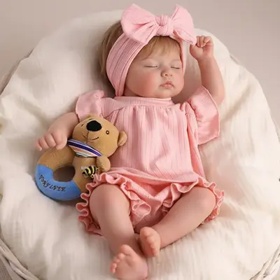 17" Reborn Baby Girl Doll with Closed Eyes and Cute Rosy Face