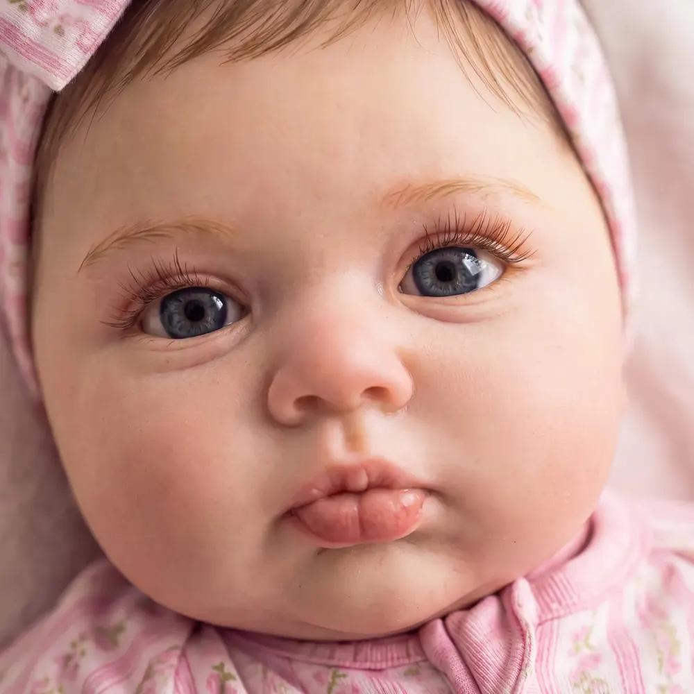 20" Reborn Baby Doll with Sweet Baby Face and Pink Outfit - Isel, photograph 2