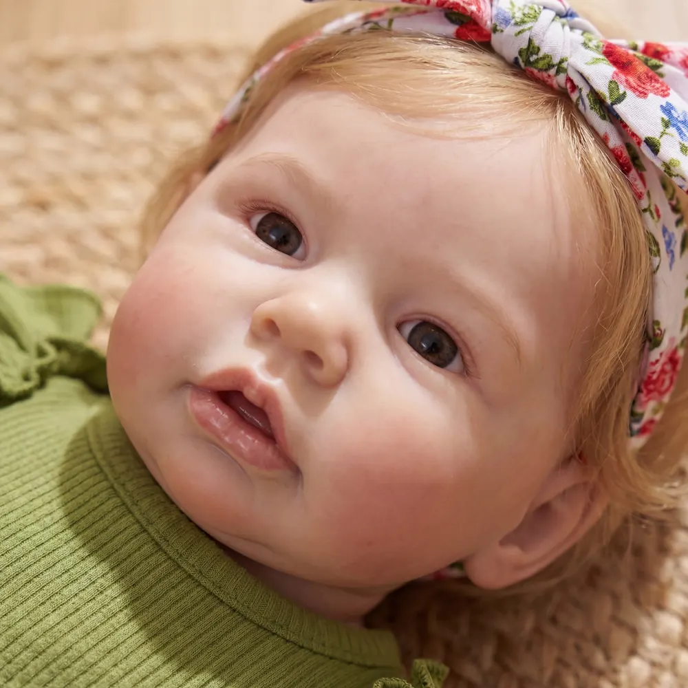 Realistic Reborn Girl Doll with Smooth Blonde Hair, 20" Toddlers with Opened Eyes, photograph 3