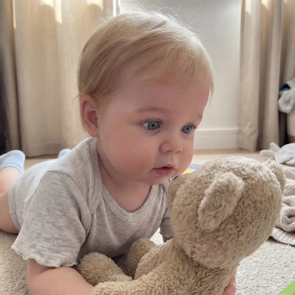 Realistic Silicone Babies with Rosy Chubby Cheek and Flexible Limbs, 12"/16", photograph 2